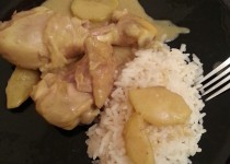 Curry de poulet aux pommes (Sihnoh)