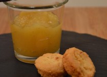 Compote de pommes à la vanille bourbon (MaëvaB)